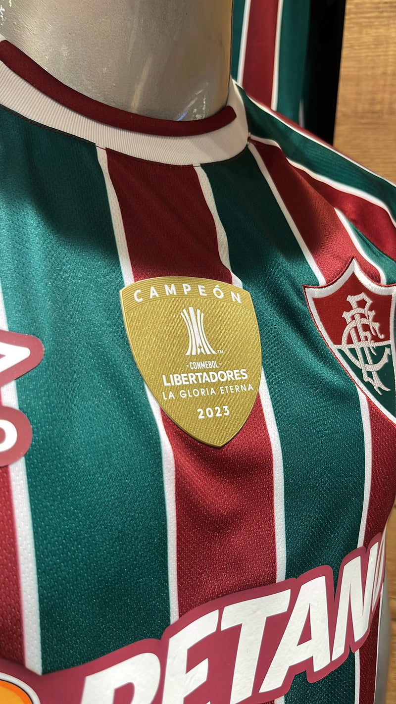 Camisa Fluminense 23/24 - Umbro Torcedor Masculina -PATCH CAMPEÃO DA LIBERTADORES