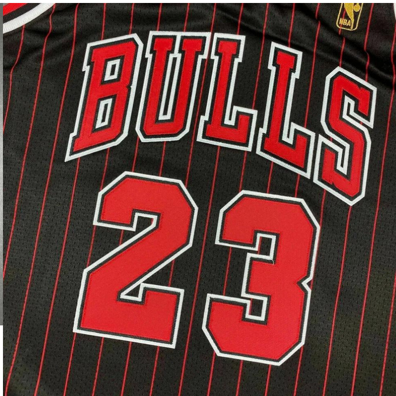 Regata Chicago Bulls Alternative Mitchell & Ness 96/97