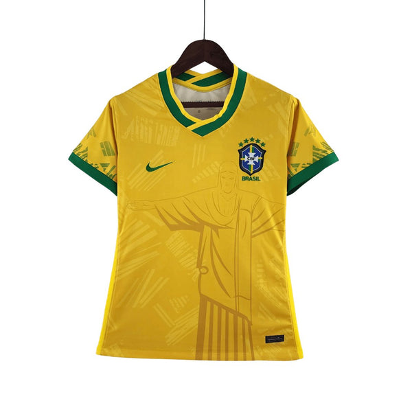 Camisa Brasil Conceito Cristo 22/23 - Nike Torcedor Feminina - FutStore Oficial!