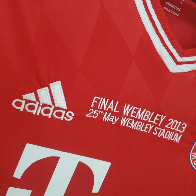 Camisa Retrô Bayern de Munique 2013/14 Home Champions League Edition - FutStore Oficial!