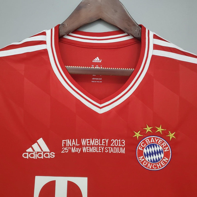 Camisa Retrô Bayern de Munique 2013/14 Home Champions League Edition - FutStore Oficial!