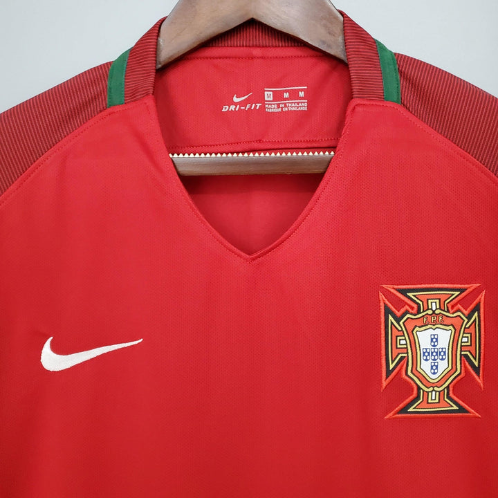 Camisa Retrô Seleção Portugal 2016/16 Home - FutStore Oficial!