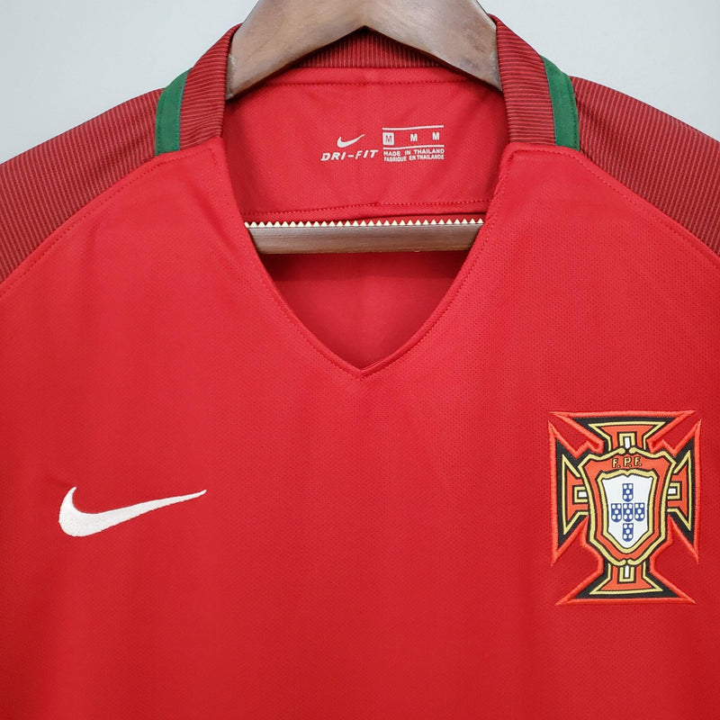 Camisa Retrô Seleção Portugal 2016/16 Home - FutStore Oficial!