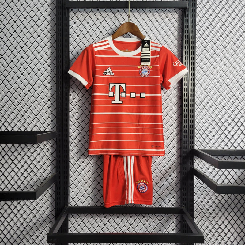 Kit Infantil Bayern de Munique Titular 22/23 - FutStore Oficial!