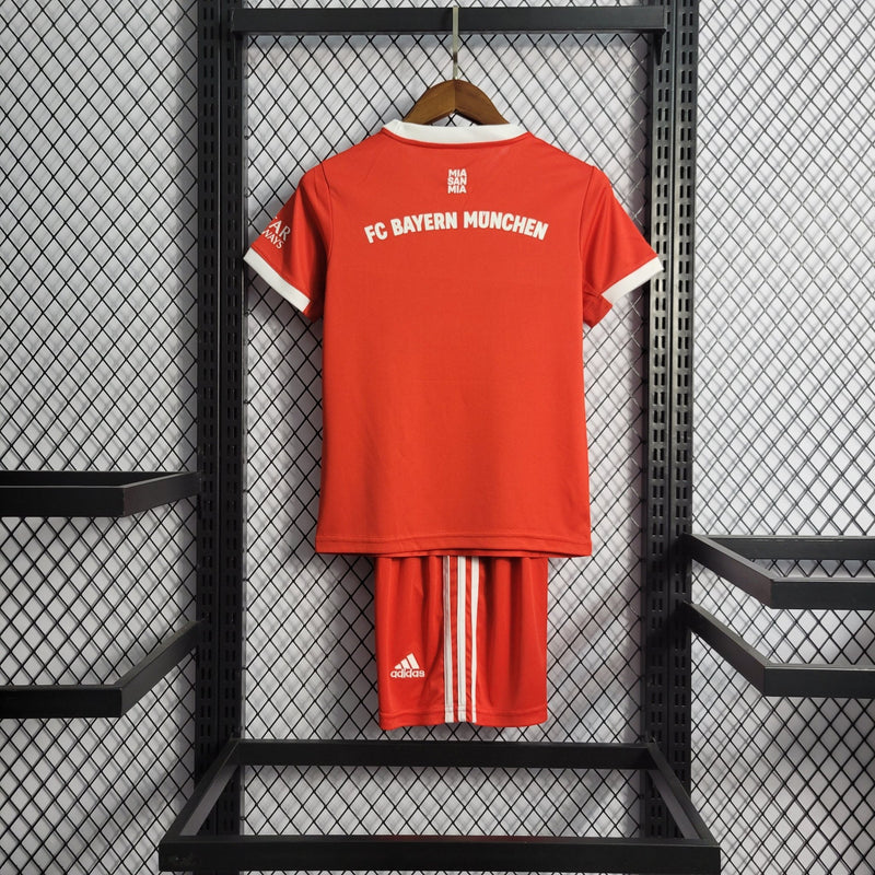 Kit Infantil Bayern de Munique Titular 22/23 - FutStore Oficial!