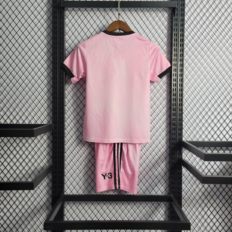 Kit Infantil Real Madrid Rosa 22/23 - Y-3 Adidas - FutStore Oficial!